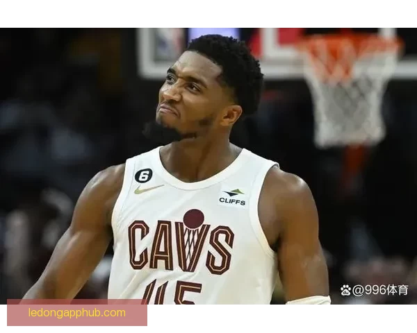 杜伦坚韧拼搏锁定东部第一 感谢球迷支持这是他们应得的荣誉